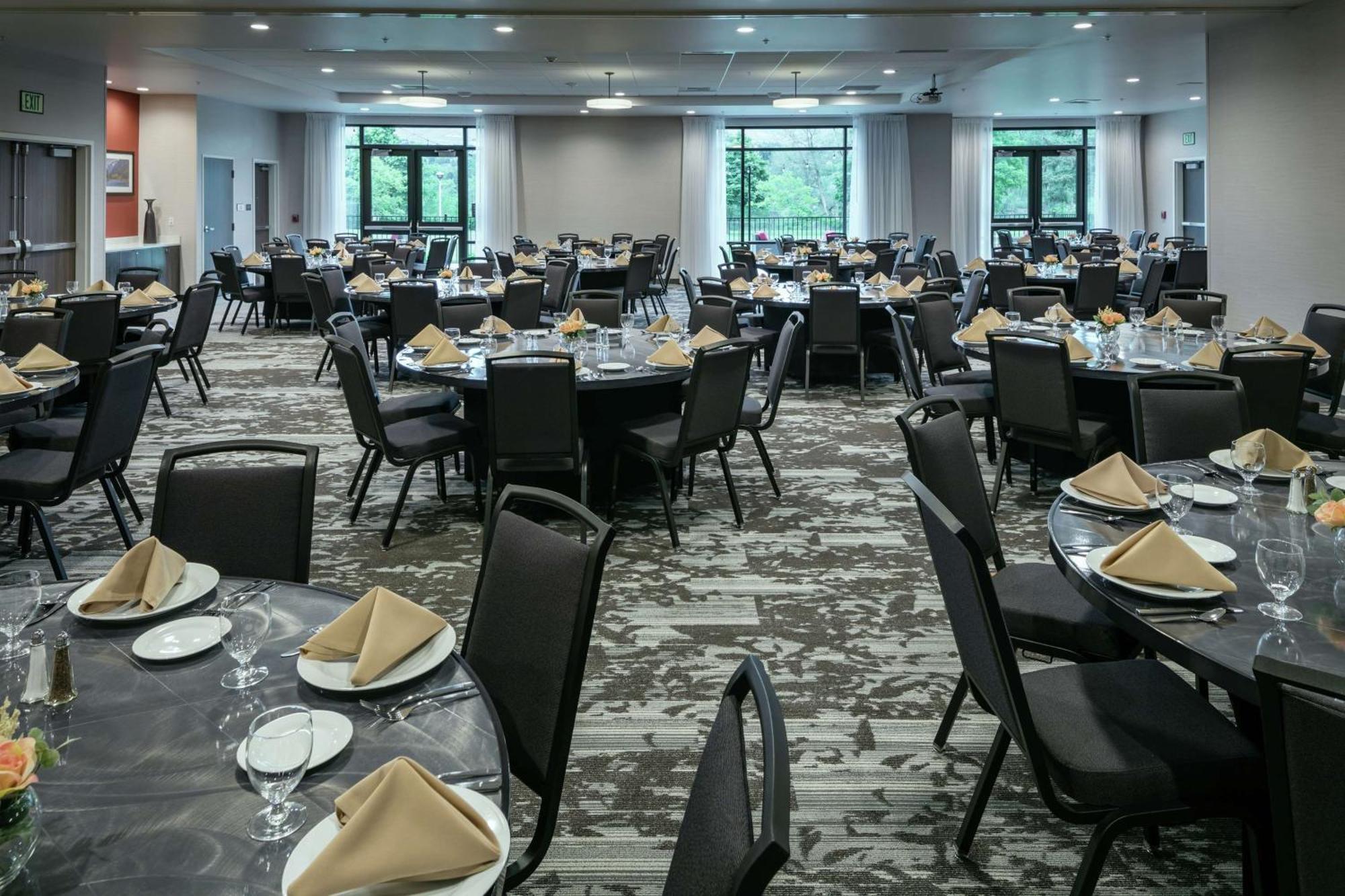 Hilton Garden Inn Wenatchee, Wa Zewnętrze zdjęcie